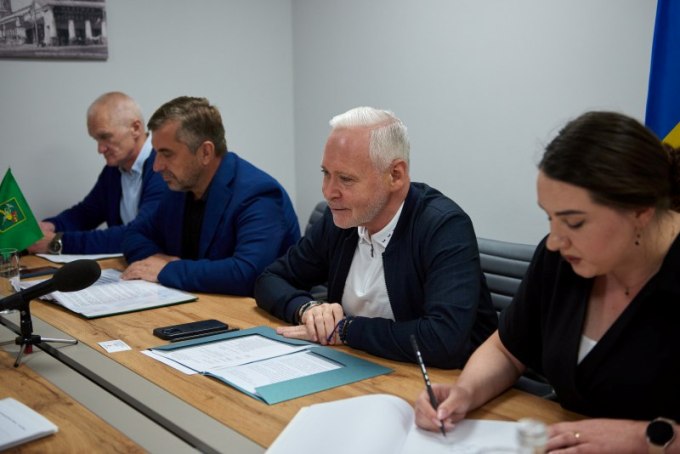 Ігор Терехов і посол Албанії обговорили відбудову Харкова